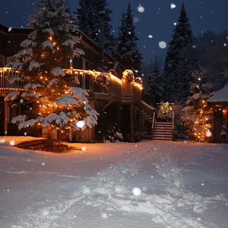 Chalets Et Studios Le Vent Du Nord Lac-Superieur Zewnętrze zdjęcie