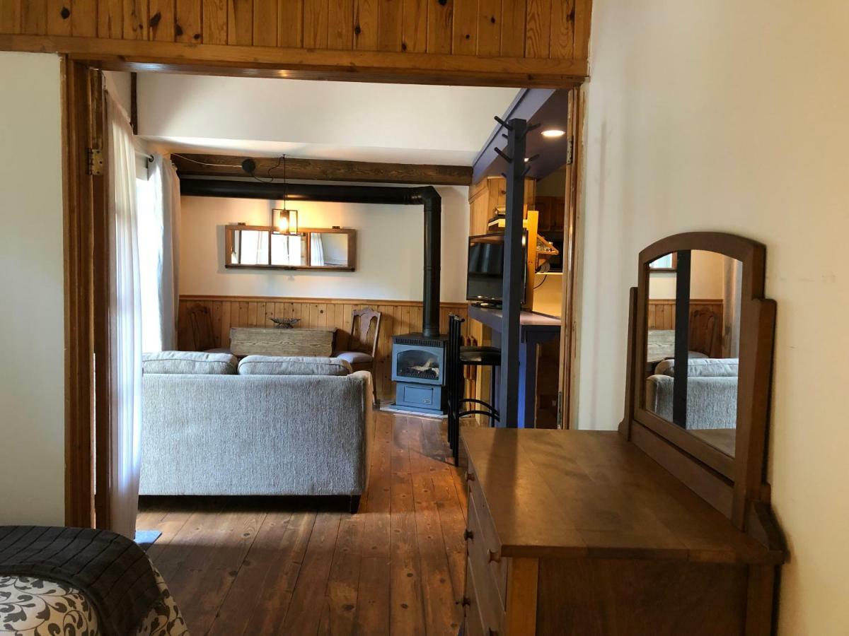 Chalets Et Studios Le Vent Du Nord Lac-Superieur Zewnętrze zdjęcie